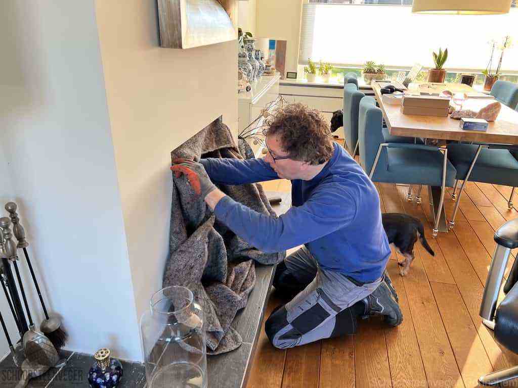 Schouwveger Gorinchem kleed schoorsteenreiniger Schouwveger Gorinchem kleed schoorsteenreiniger